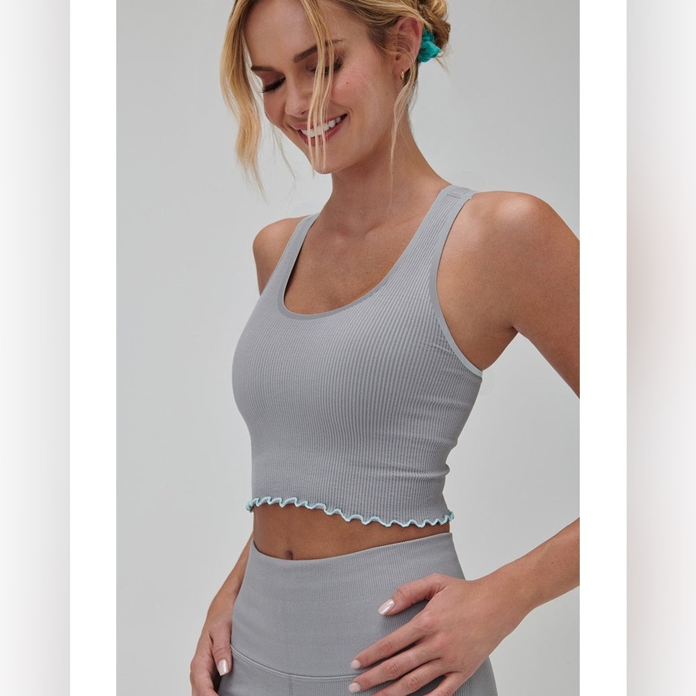 NWT Spiritual Gangster Amor Shimmer Crop Top Tank XS/S Silver Yoga Casual Active